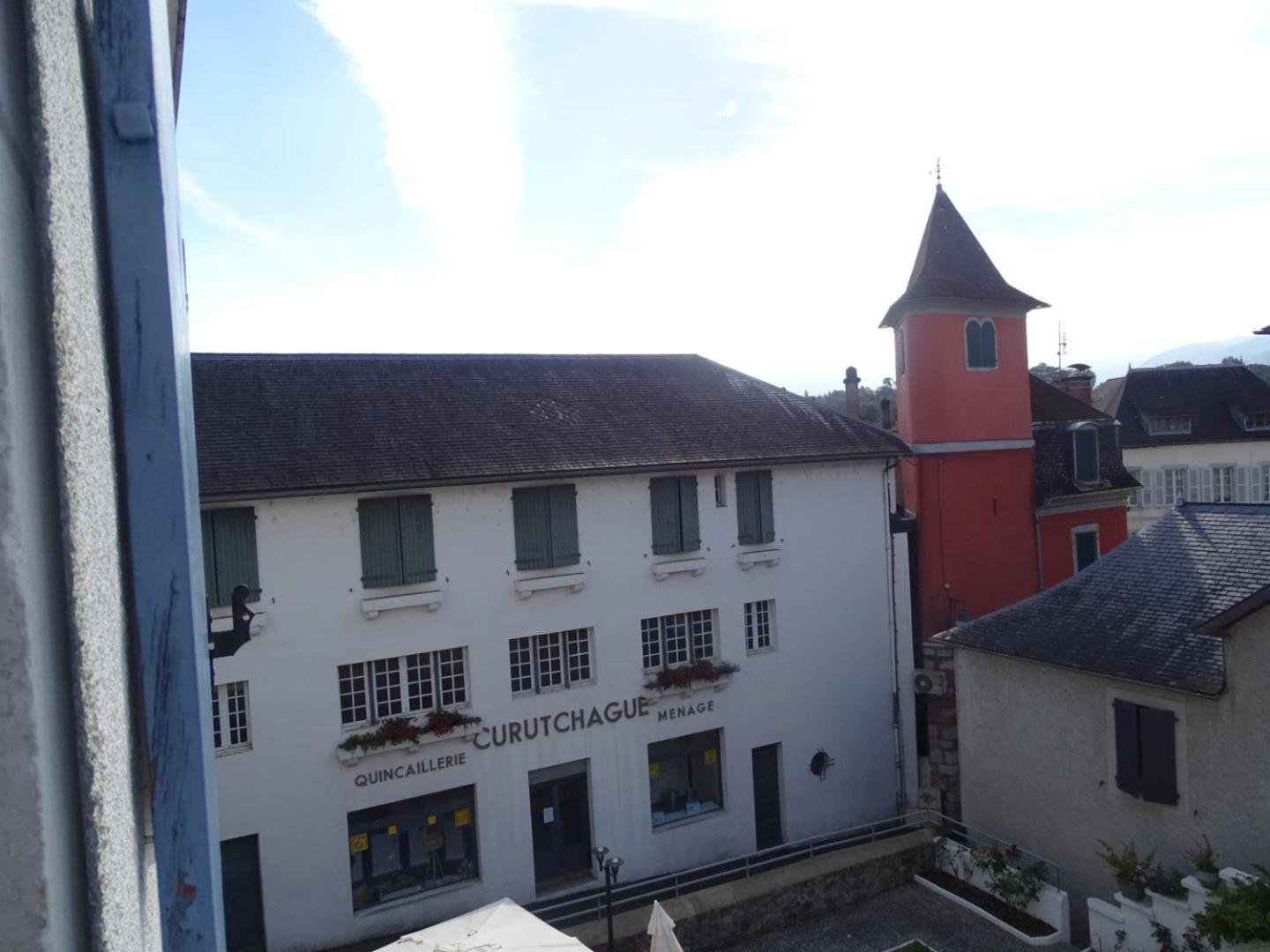 Hotel De La Poste Tardets-Sorholus ภายนอก รูปภาพ
