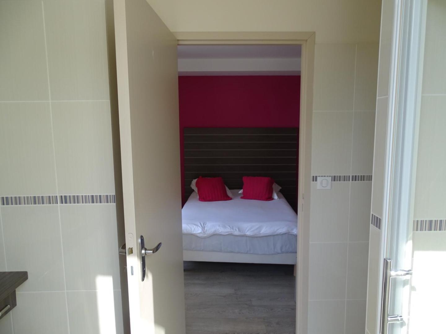 Hotel De La Poste Tardets-Sorholus ภายนอก รูปภาพ